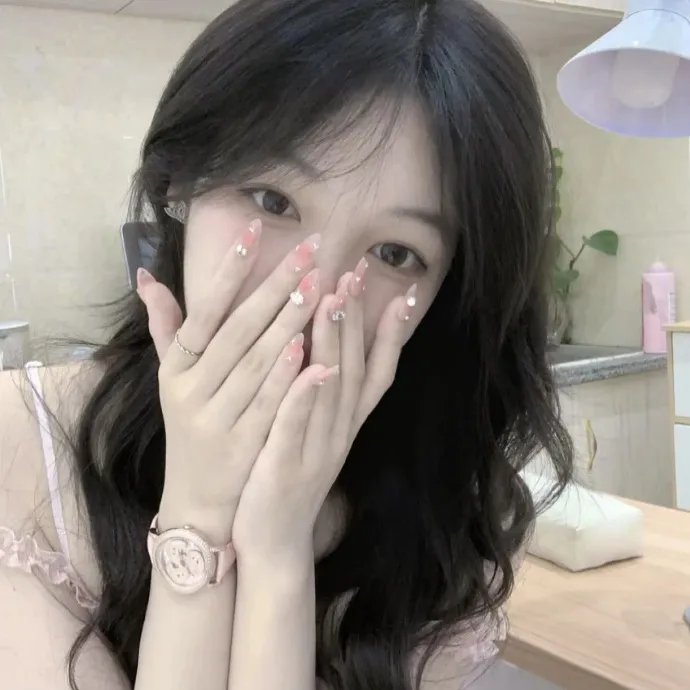 远离双胞胎姐妹